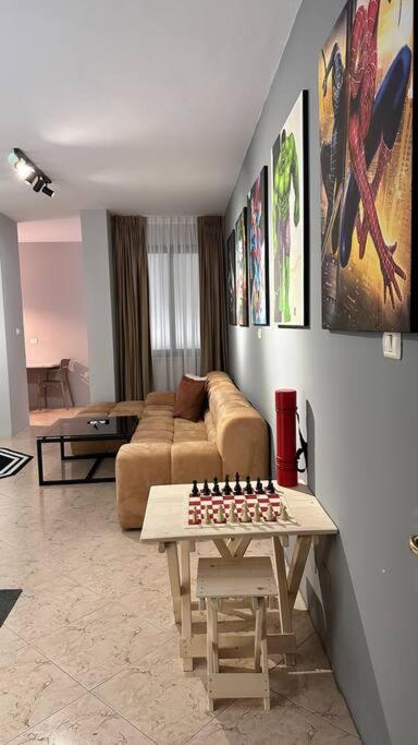 Super House Blloku - 3 Rooms Tiranë Luaran gambar